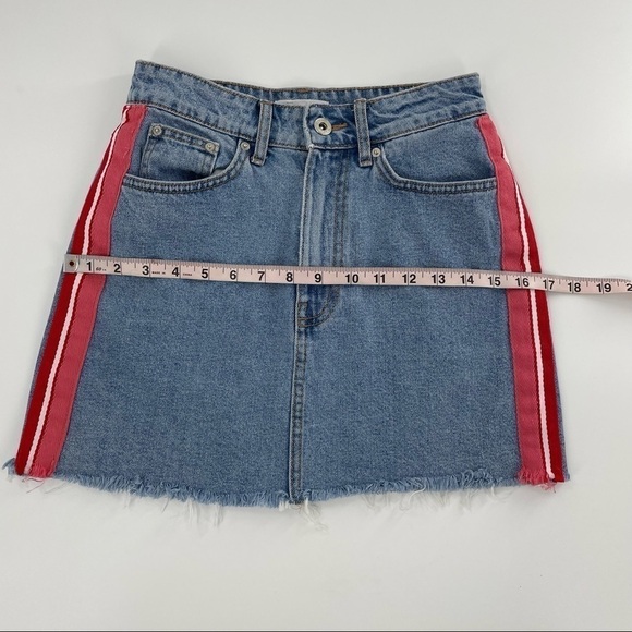 Zara Light Wash Denim Jean Mini Skirt Red Stripe - Picture 7 of 11